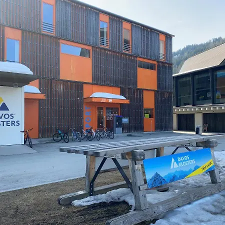 Davos, Residenz Meierhof, Chasa Hubertus *